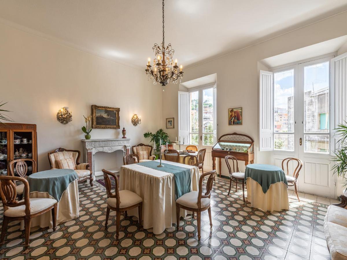 Palazzo Santa Caterina Bed & Breakfast Dorgali Exterior photo